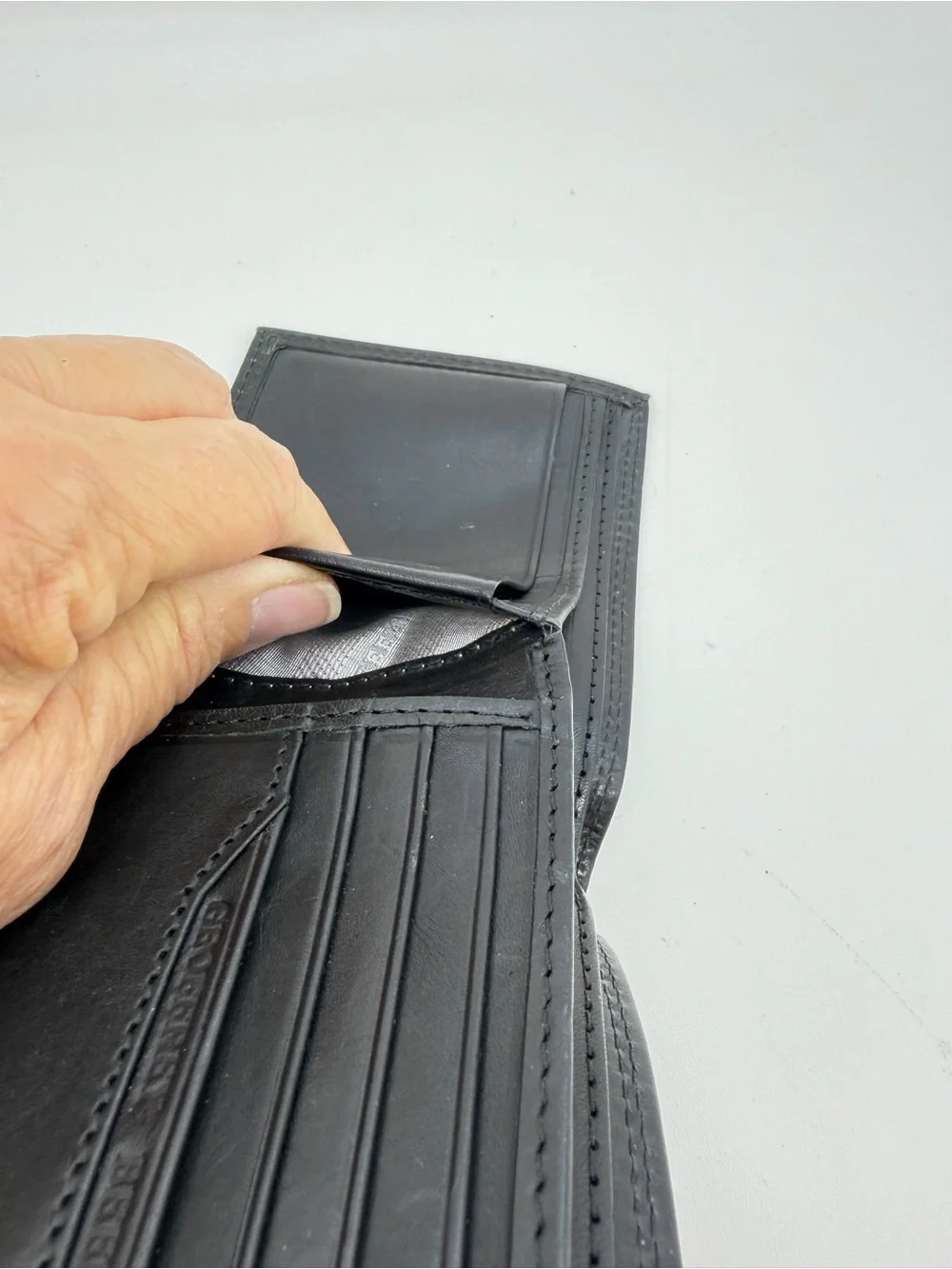 Geoffrey Beene Black Genuine Leather Bifold Wallet Removable Card Photo Case